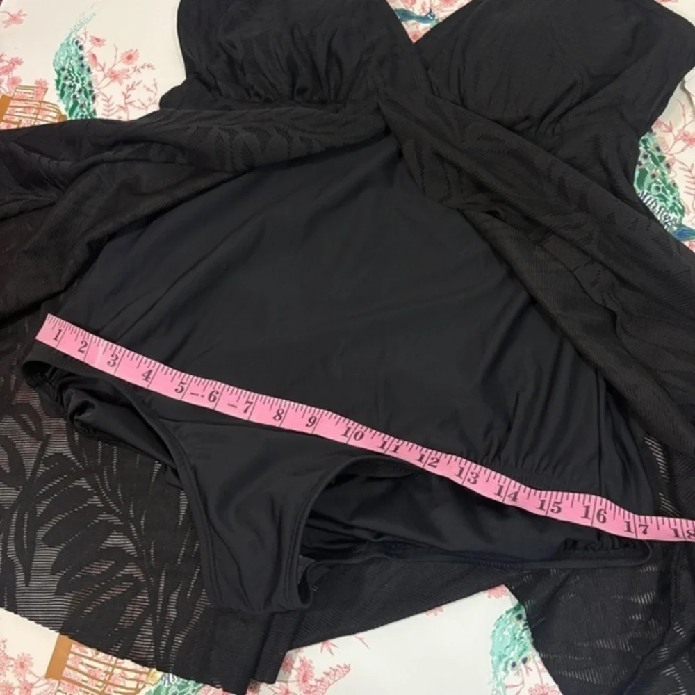 Swim Solutions NWT Black V-Neck Flyaway Women's Tummy-Control Swim swimsuit 14 L - Picture 8 of 13